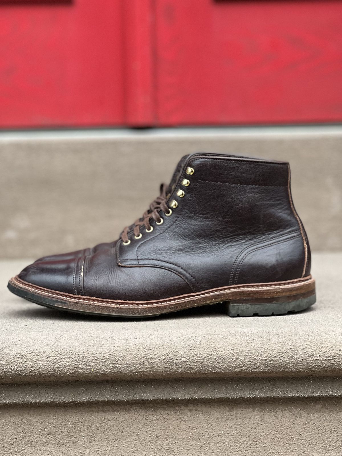 Photo by patinathunderdome on May 6, 2022 of the Alden x Stitchdown Stitchup 2.0 in Horween Arabica Lux Calfskin.