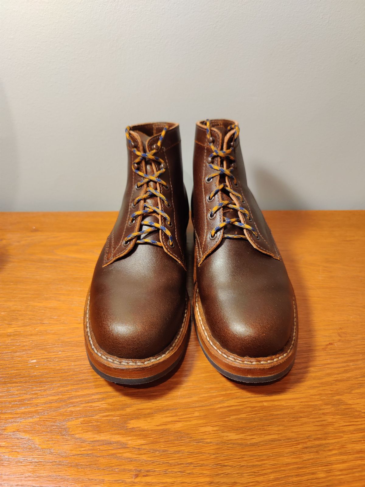 Photo by patinathunderdome on September 30, 2021 of the White's Semi-Dress in Horween Cinnamon Waxed Flesh.
