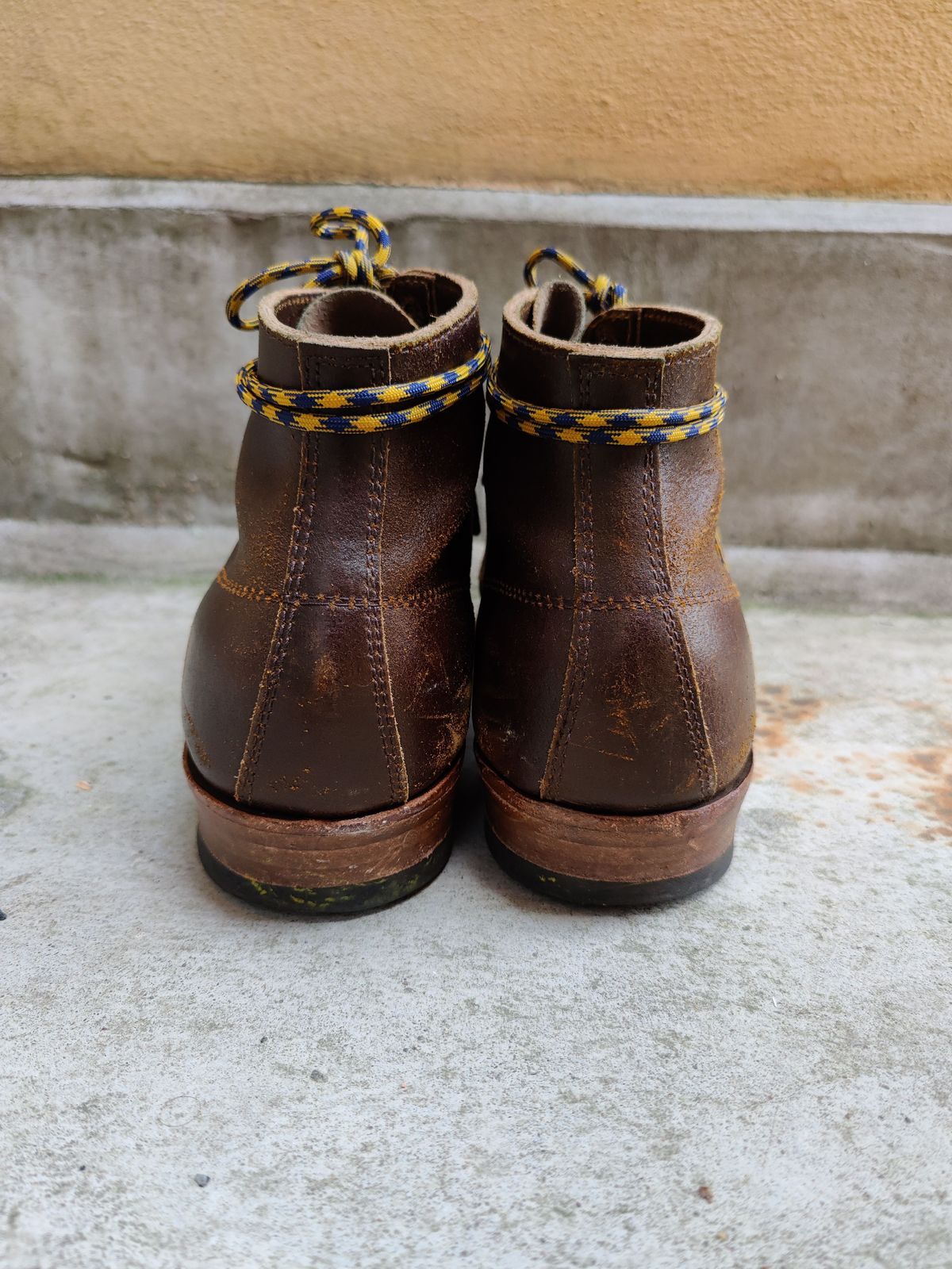 Photo by patinathunderdome on November 2, 2021 of the White's Semi-Dress in Horween Cinnamon Waxed Flesh.