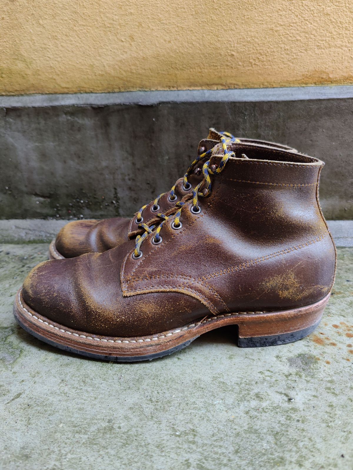 Photo by patinathunderdome on January 2, 2022 of the White's Semi-Dress in Horween Cinnamon Waxed Flesh.
