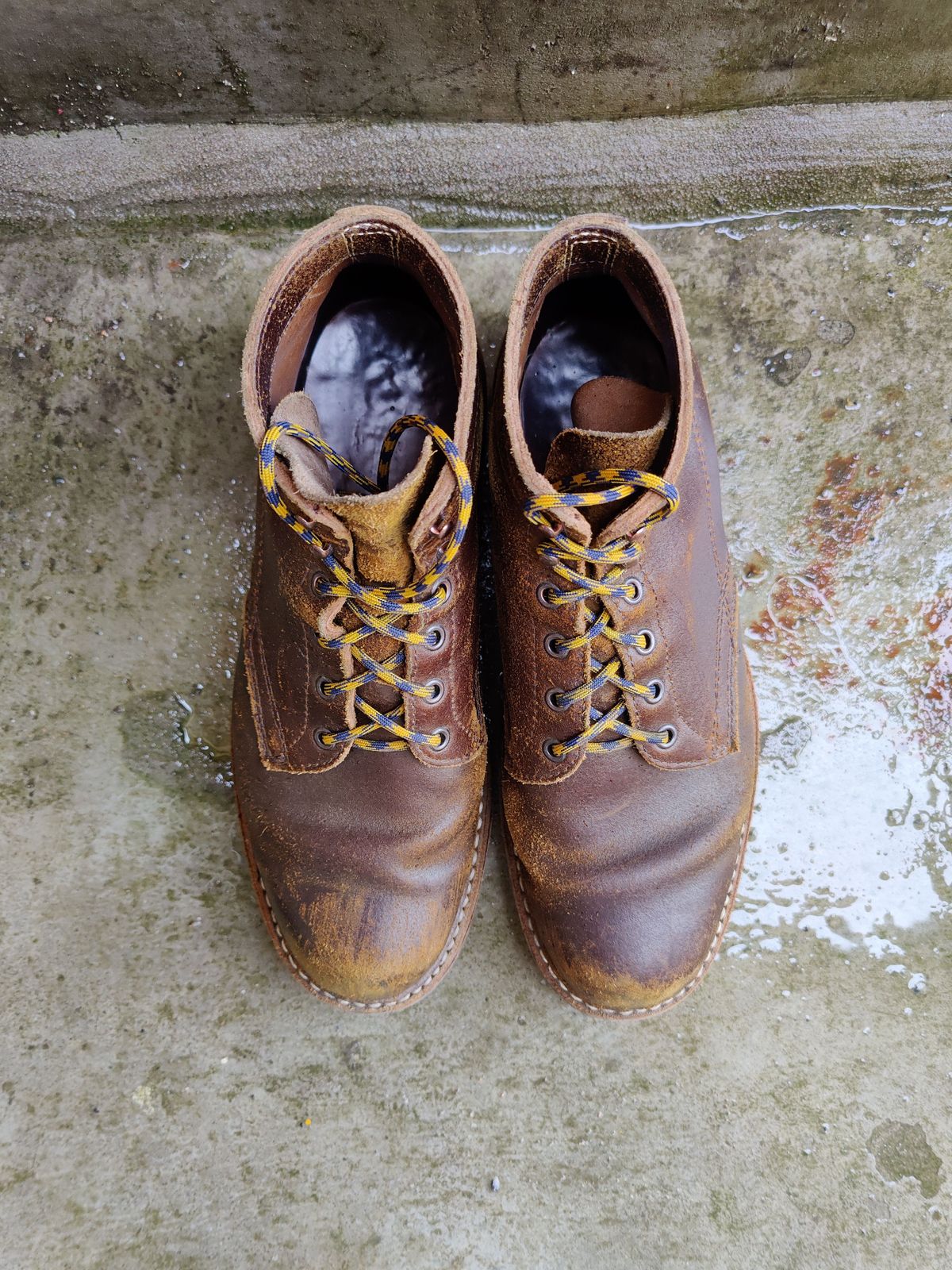 Photo by patinathunderdome on January 2, 2022 of the White's Semi-Dress in Horween Cinnamon Waxed Flesh.