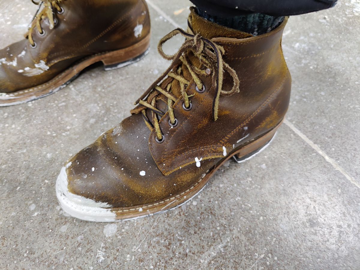 Photo by patinathunderdome on February 1, 2022 of the White's Semi-Dress in Horween Cinnamon Waxed Flesh.
