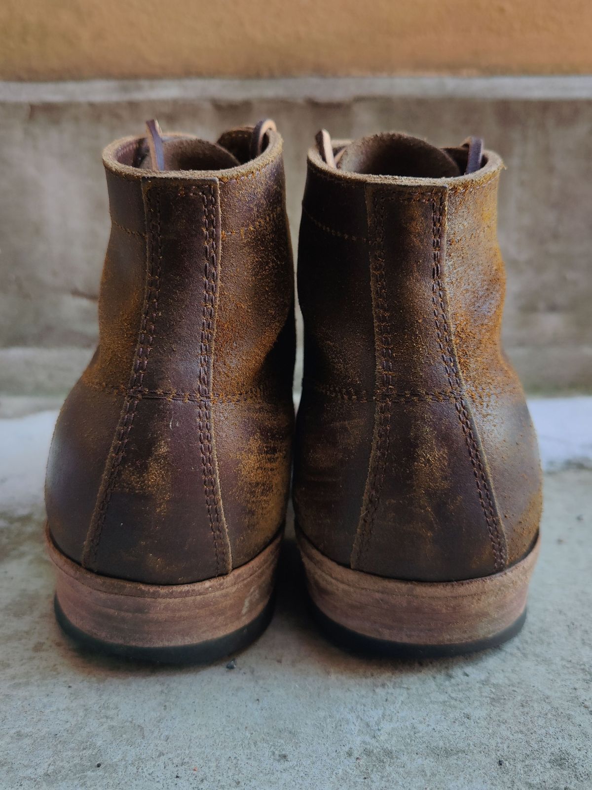 Photo by patinathunderdome on February 1, 2022 of the White's Semi-Dress in Horween Cinnamon Waxed Flesh.