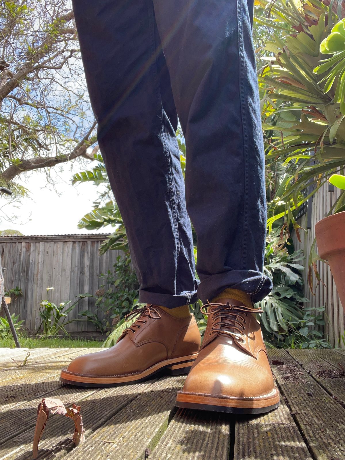 Photo by patinathunderdome on November 2, 2023 of the Monroe 38918 in Horween Natural Chromexcel.