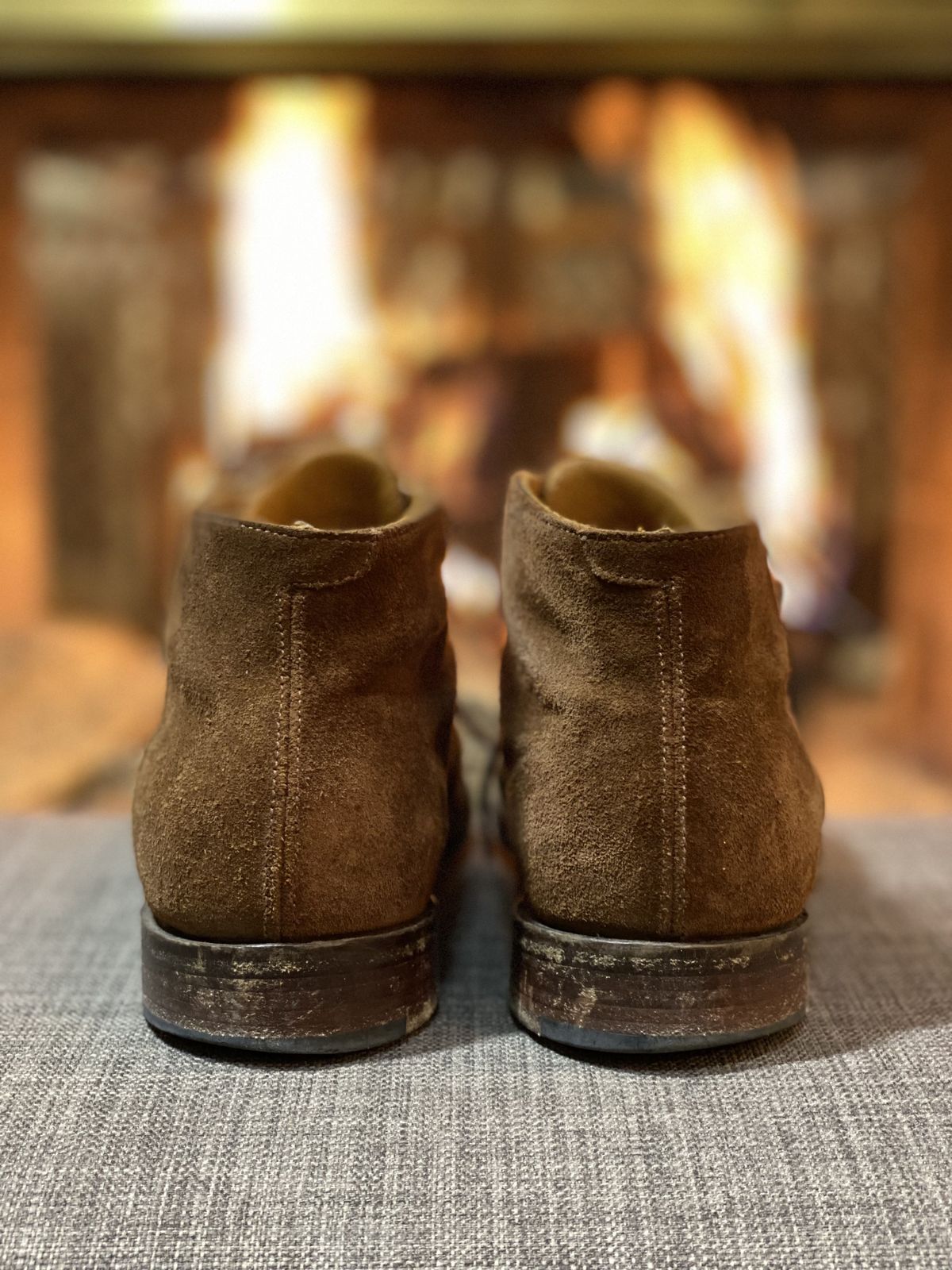 Photo by patinathunderdome on February 6, 2022 of the Cheaney Chukka Boot in Fox Suede.