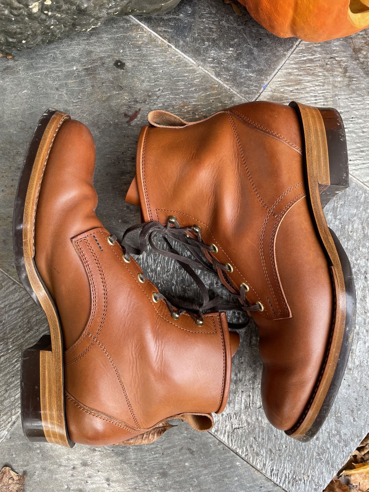 Photo by patinathunderdome on November 2, 2021 of the White Kloud Blucher.87 in Badalassi Carlo Cognac Minerva.