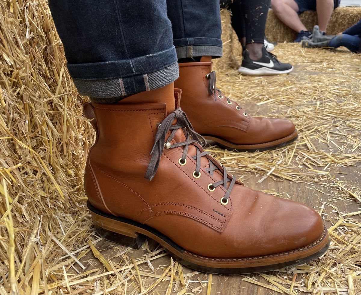 Photo by patinathunderdome on November 2, 2021 of the White Kloud Blucher.87 in Badalassi Carlo Cognac Minerva.