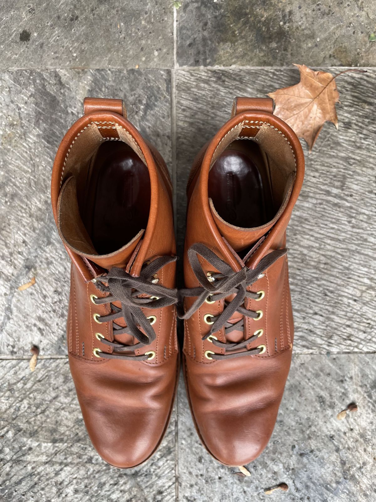 Photo by patinathunderdome on December 1, 2021 of the White Kloud Blucher.87 in Badalassi Carlo Cognac Minerva.
