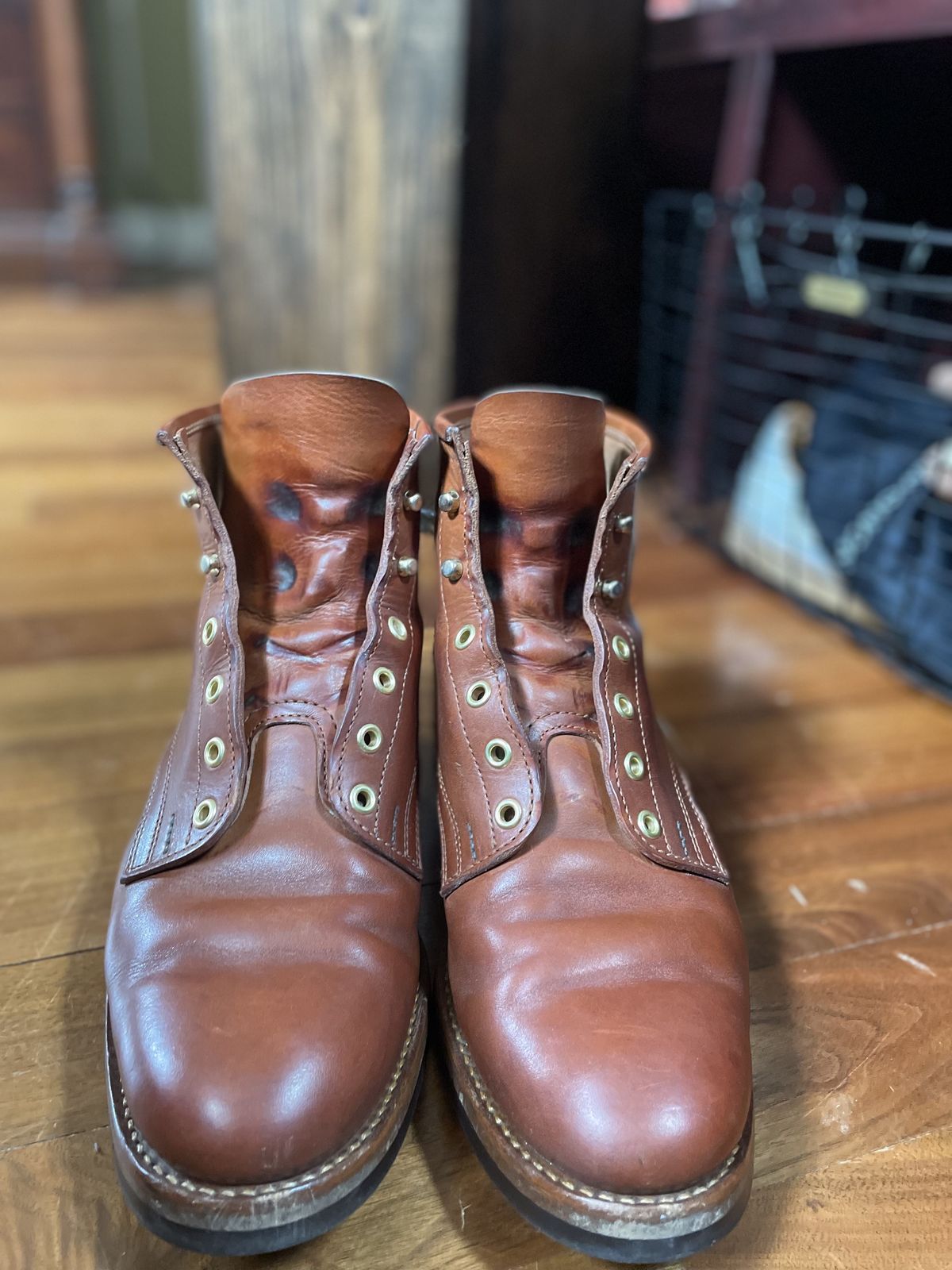 Photo by patinathunderdome on May 5, 2022 of the White Kloud Blucher.87 in Badalassi Carlo Cognac Minerva.