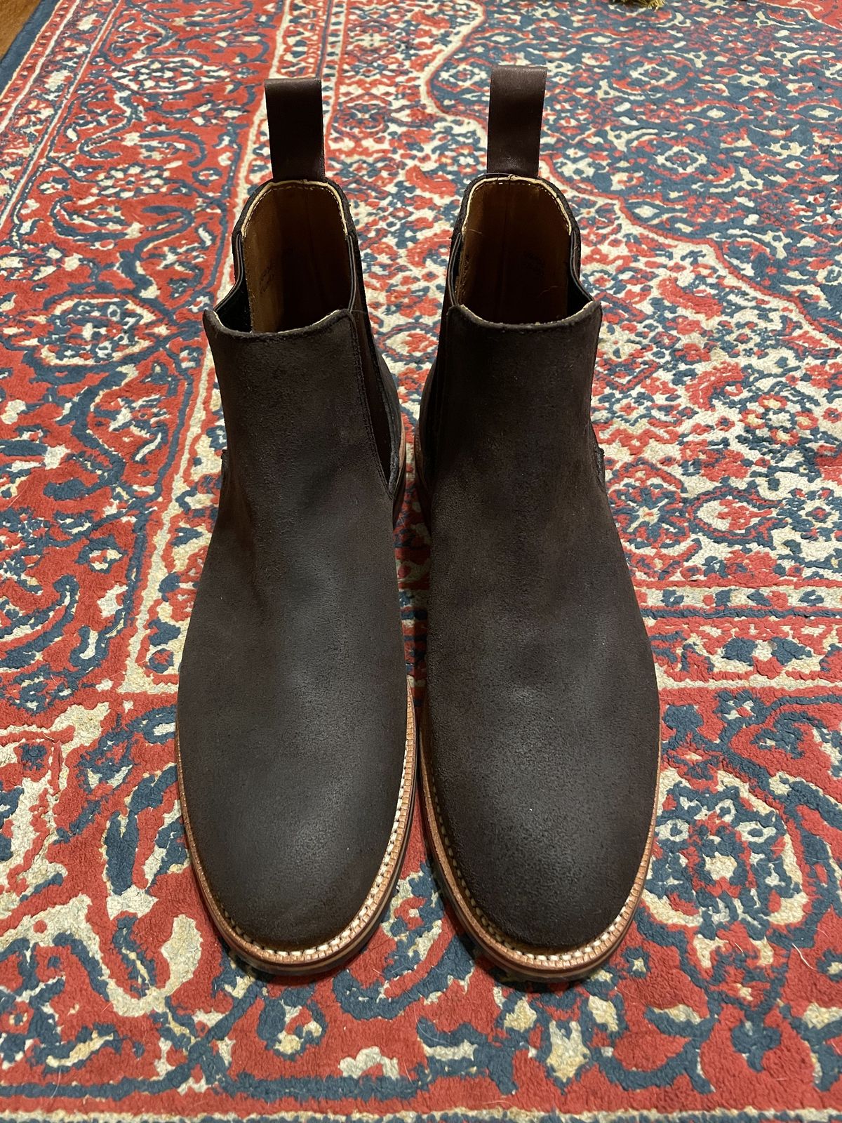 Photo by patinathunderdome on October 1, 2021 of the Grant Stone Chelsea Boot in C.F. Stead Earth Waxy Commander Suede.