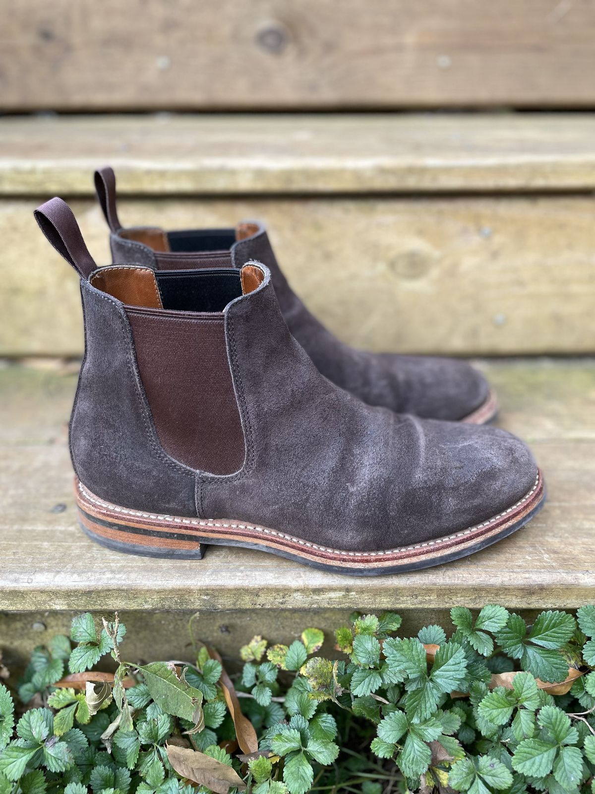 Photo by patinathunderdome on December 5, 2021 of the Grant Stone Chelsea Boot in C.F. Stead Earth Waxy Commander Suede.