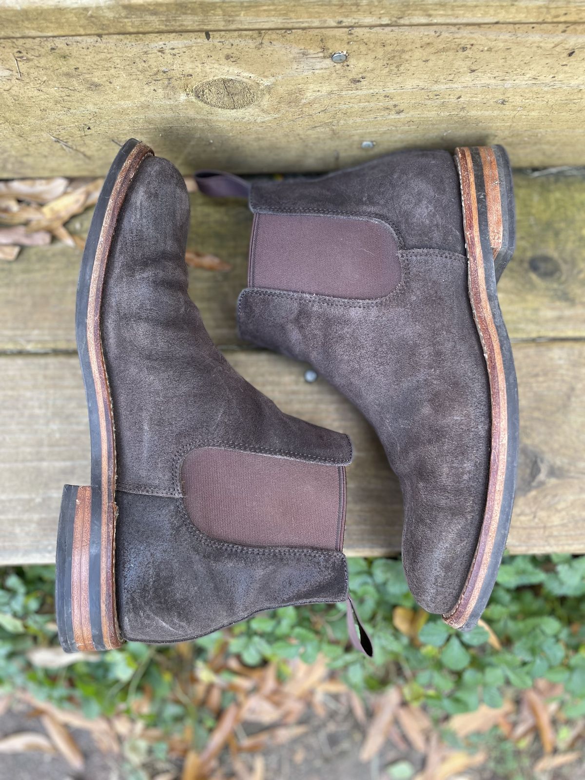 Photo by patinathunderdome on December 5, 2021 of the Grant Stone Chelsea Boot in C.F. Stead Earth Waxy Commander Suede.