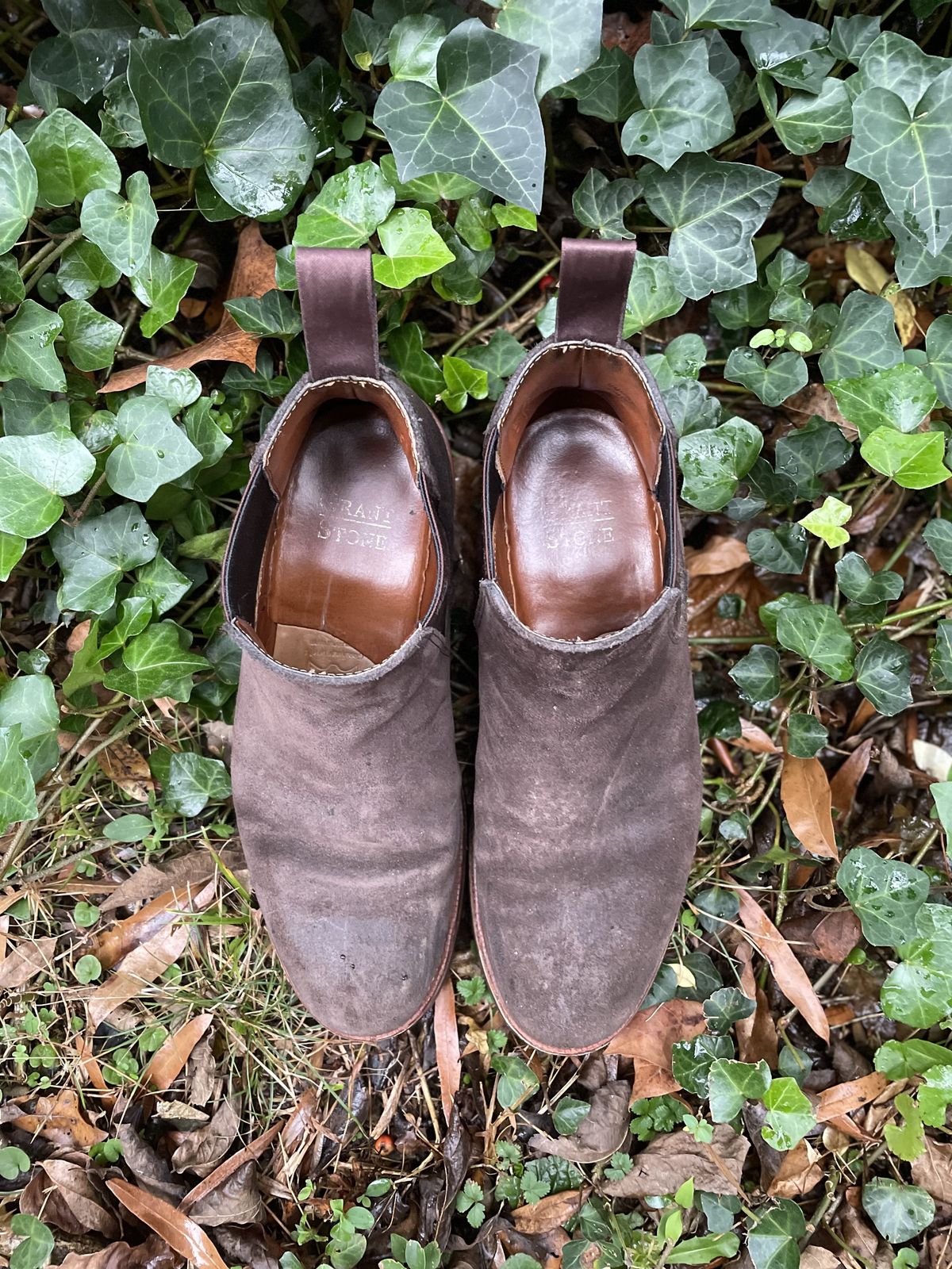 Photo by patinathunderdome on January 5, 2022 of the Grant Stone Chelsea Boot in C.F. Stead Earth Waxy Commander Suede.