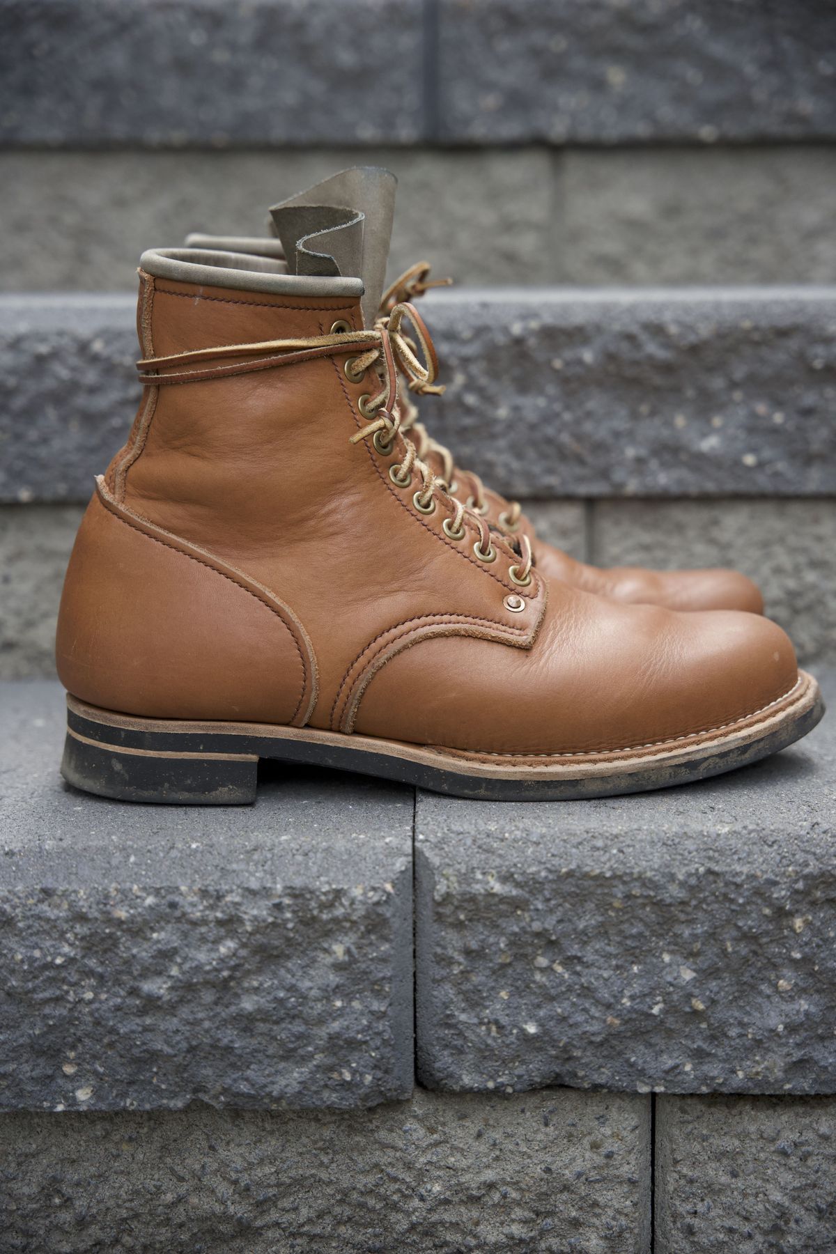 Photo by patinathunderdome on November 1, 2021 of the Endurance Leather Co. Type 01 in Horween Light Brown Essex.