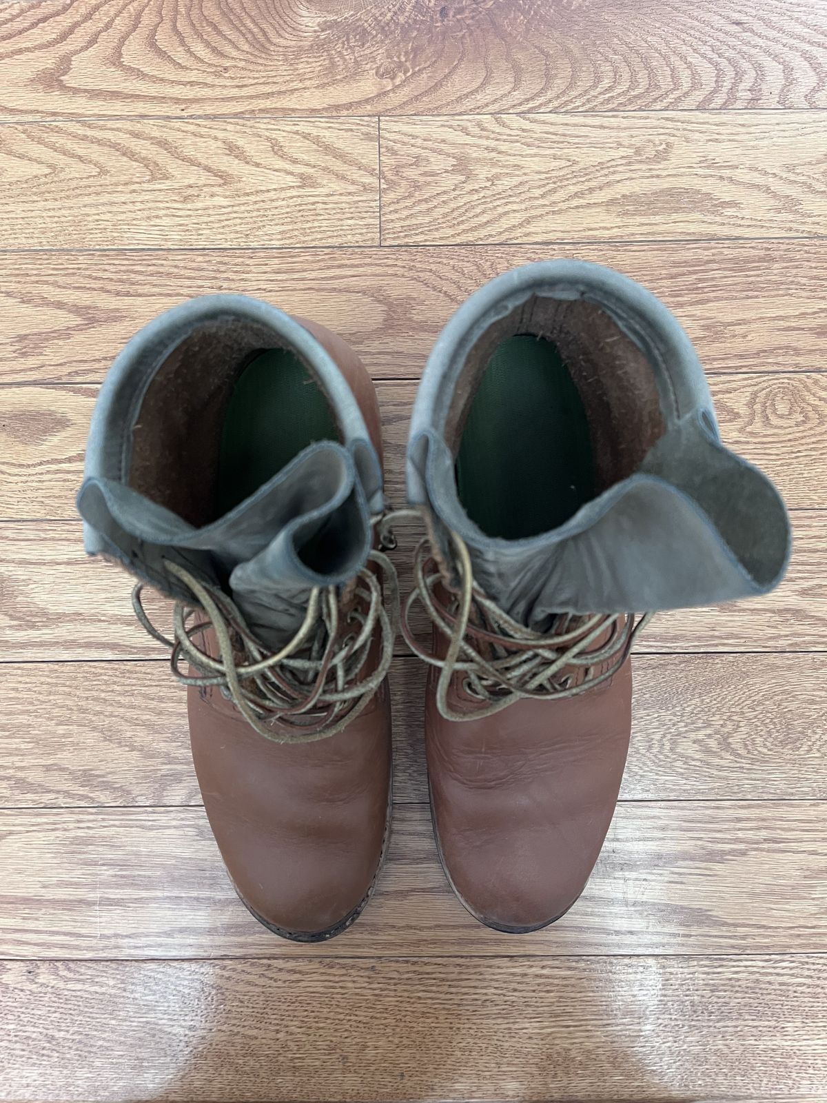 Photo by patinathunderdome on January 1, 2022 of the Endurance Leather Co. Type 01 in Horween Light Brown Essex.