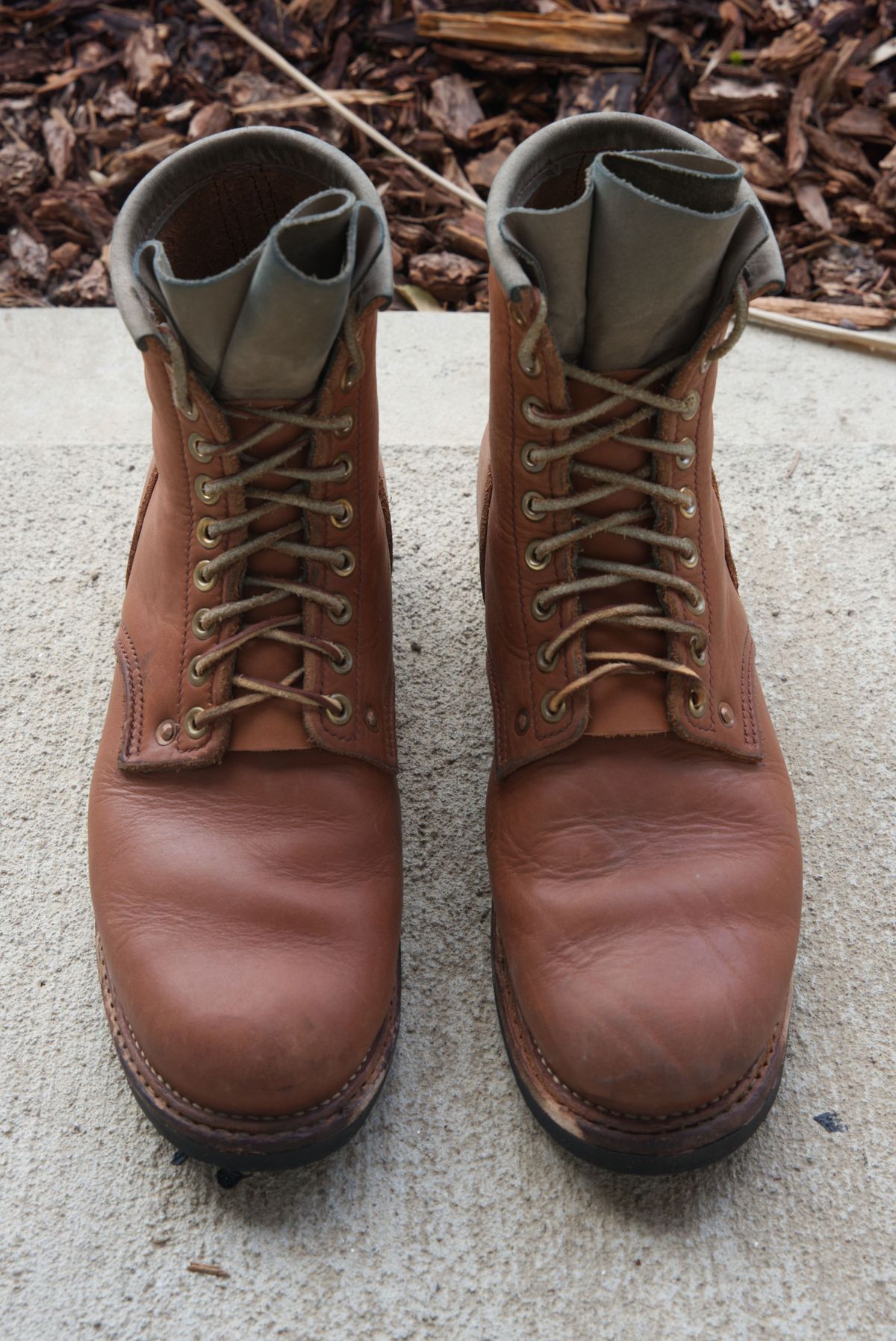 Photo by patinathunderdome on March 1, 2022 of the Endurance Leather Co. Type 01 in Horween Light Brown Essex.