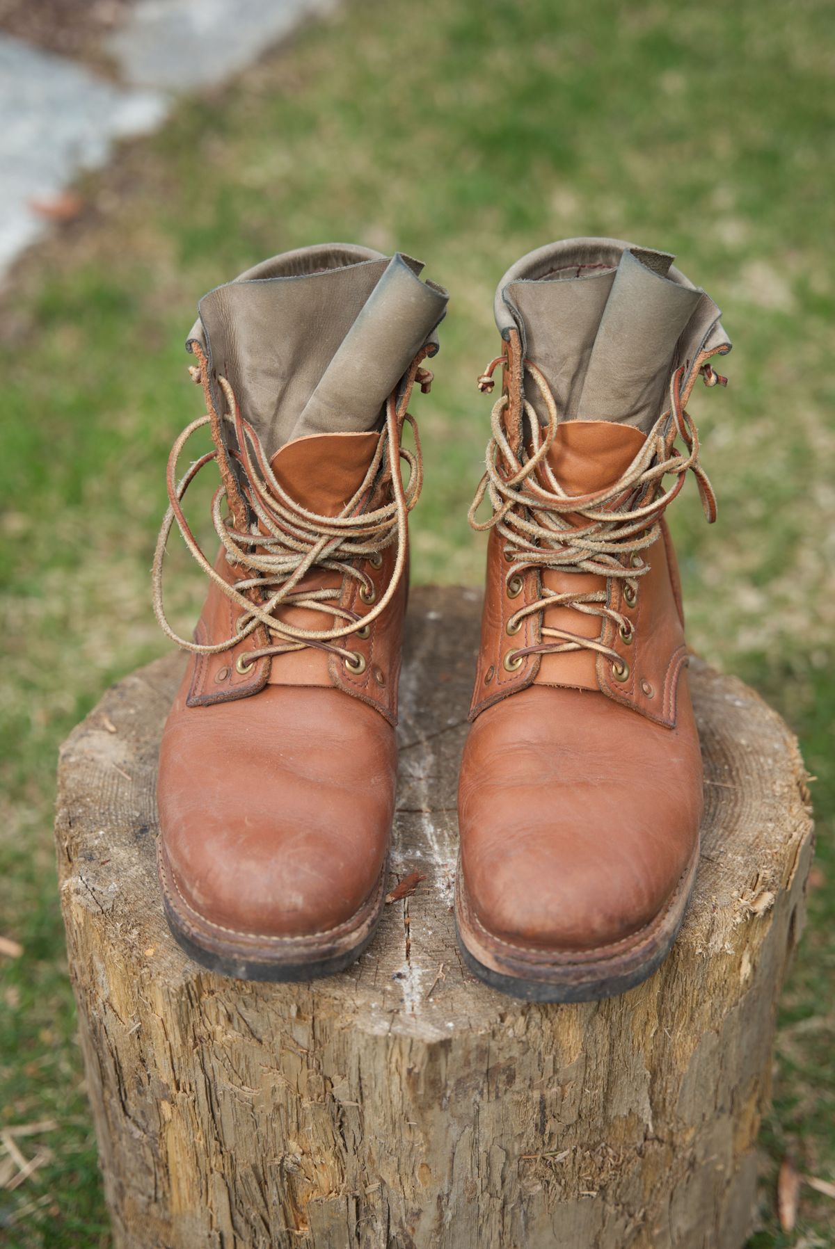 Photo by patinathunderdome on April 3, 2022 of the Endurance Leather Co. Type 01 in Horween Light Brown Essex.