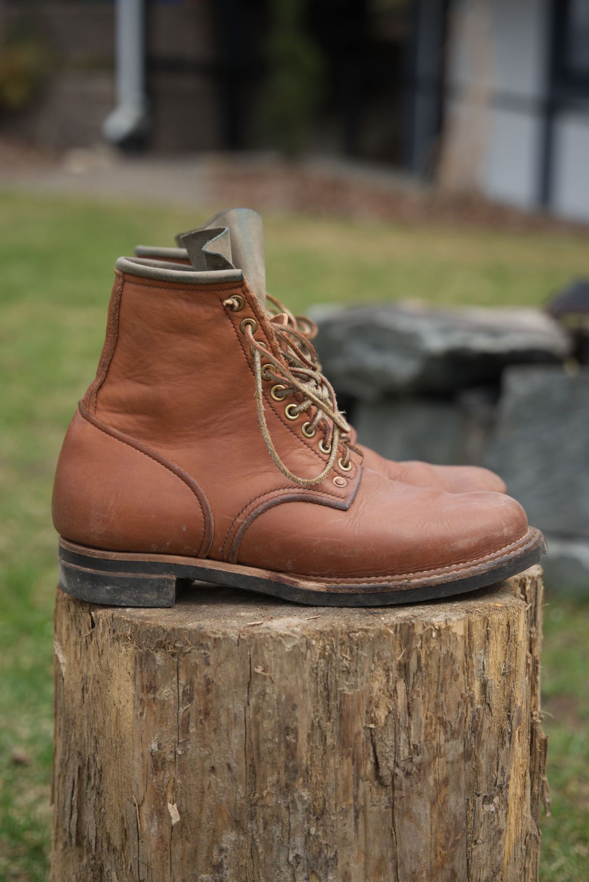 Photo by patinathunderdome on April 3, 2022 of the Endurance Leather Co. Type 01 in Horween Light Brown Essex.