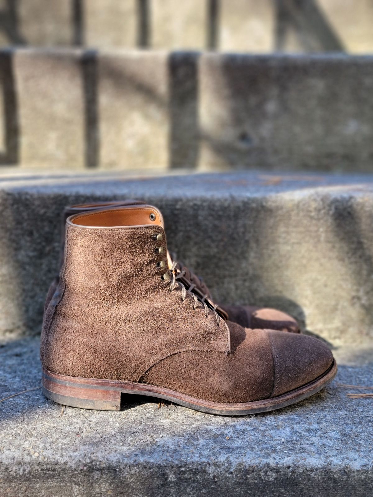 Photo by patinathunderdome on November 4, 2021 of the Viberg Halkett in C.F. Stead Flint Repello Calf Suede.