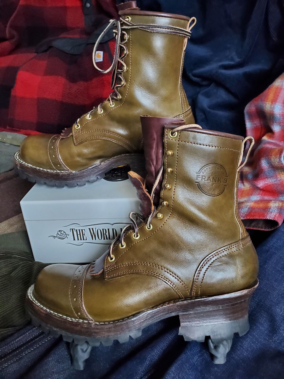 Photo by patinathunderdome on January 5, 2022 of the Frank's Boots Wilshire in Unknown Material.