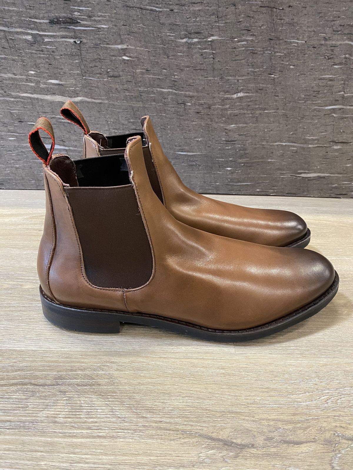 Photo by patinathunderdome on October 4, 2021 of the Allen Edmonds Nomad Chelsea in Coffee Calfskin.