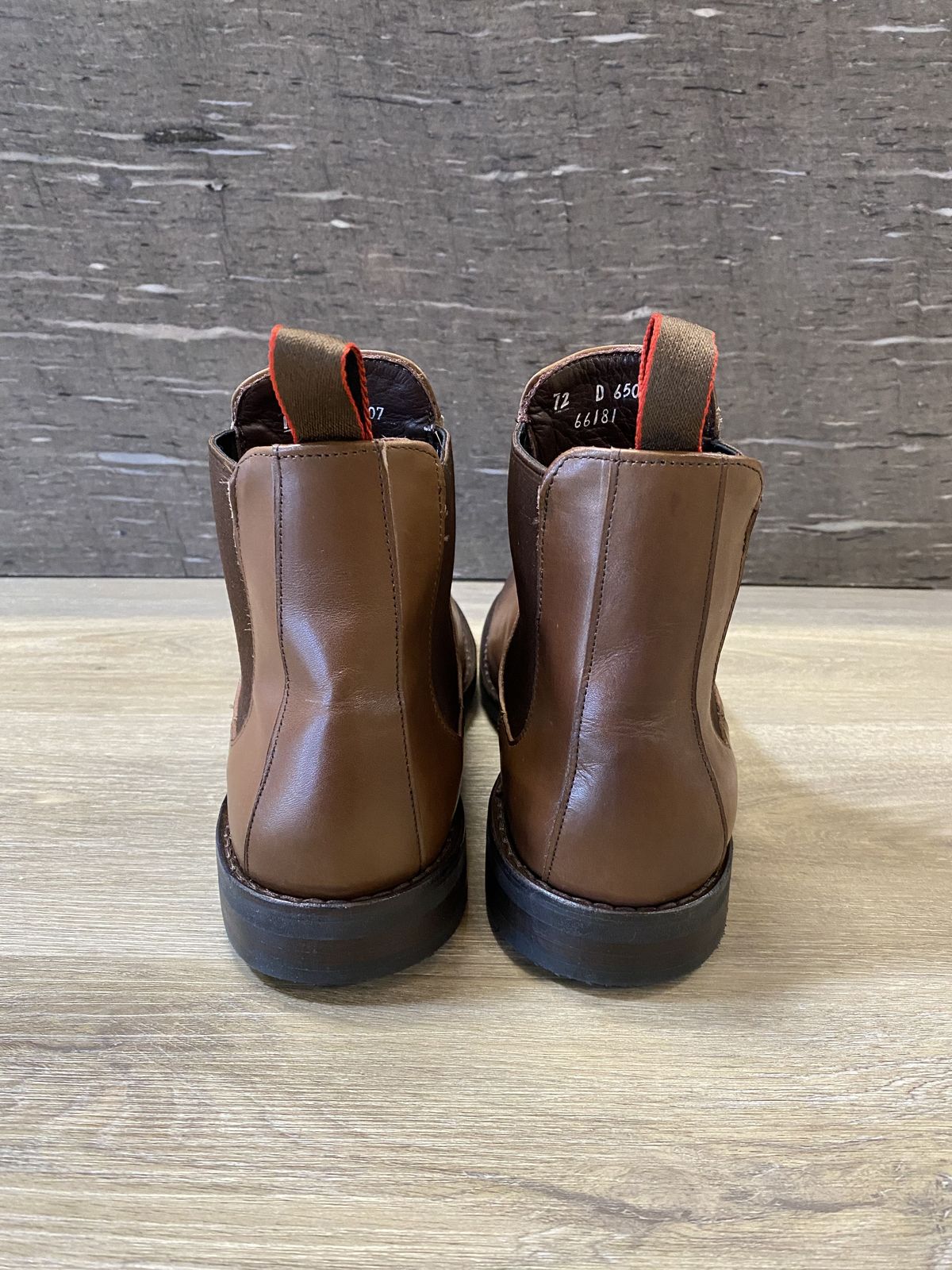 Photo by patinathunderdome on October 4, 2021 of the Allen Edmonds Nomad Chelsea in Coffee Calfskin.