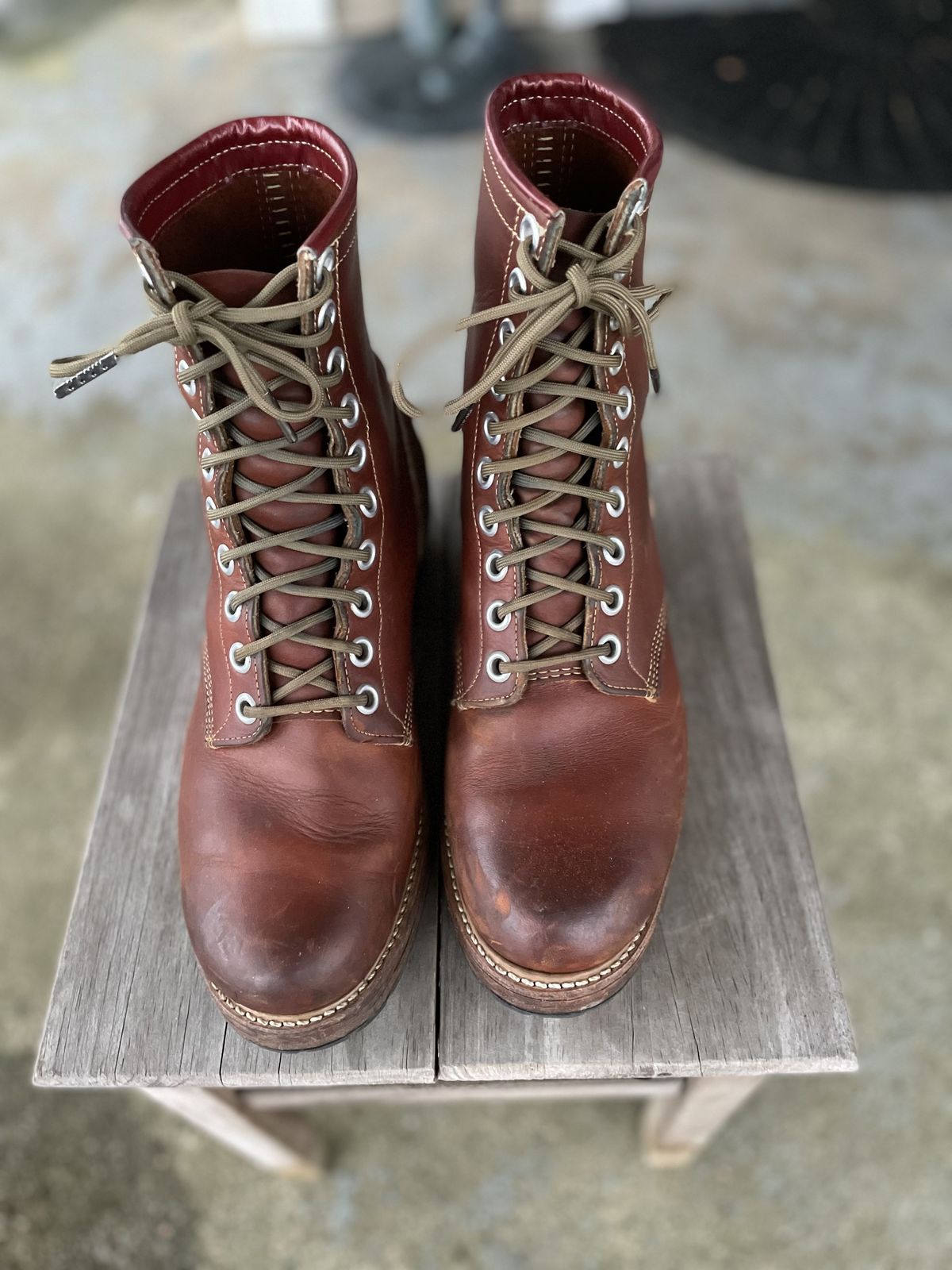 Photo by patinathunderdome on January 5, 2022 of the H.H. Brown 104x in Red Brown Pull Up.