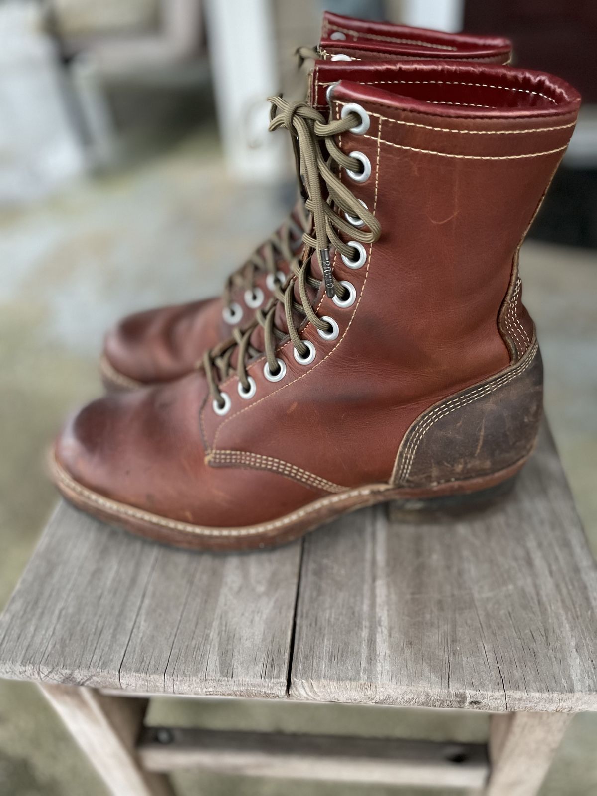 Photo by patinathunderdome on January 5, 2022 of the H.H. Brown 104x in Red Brown Pull Up.