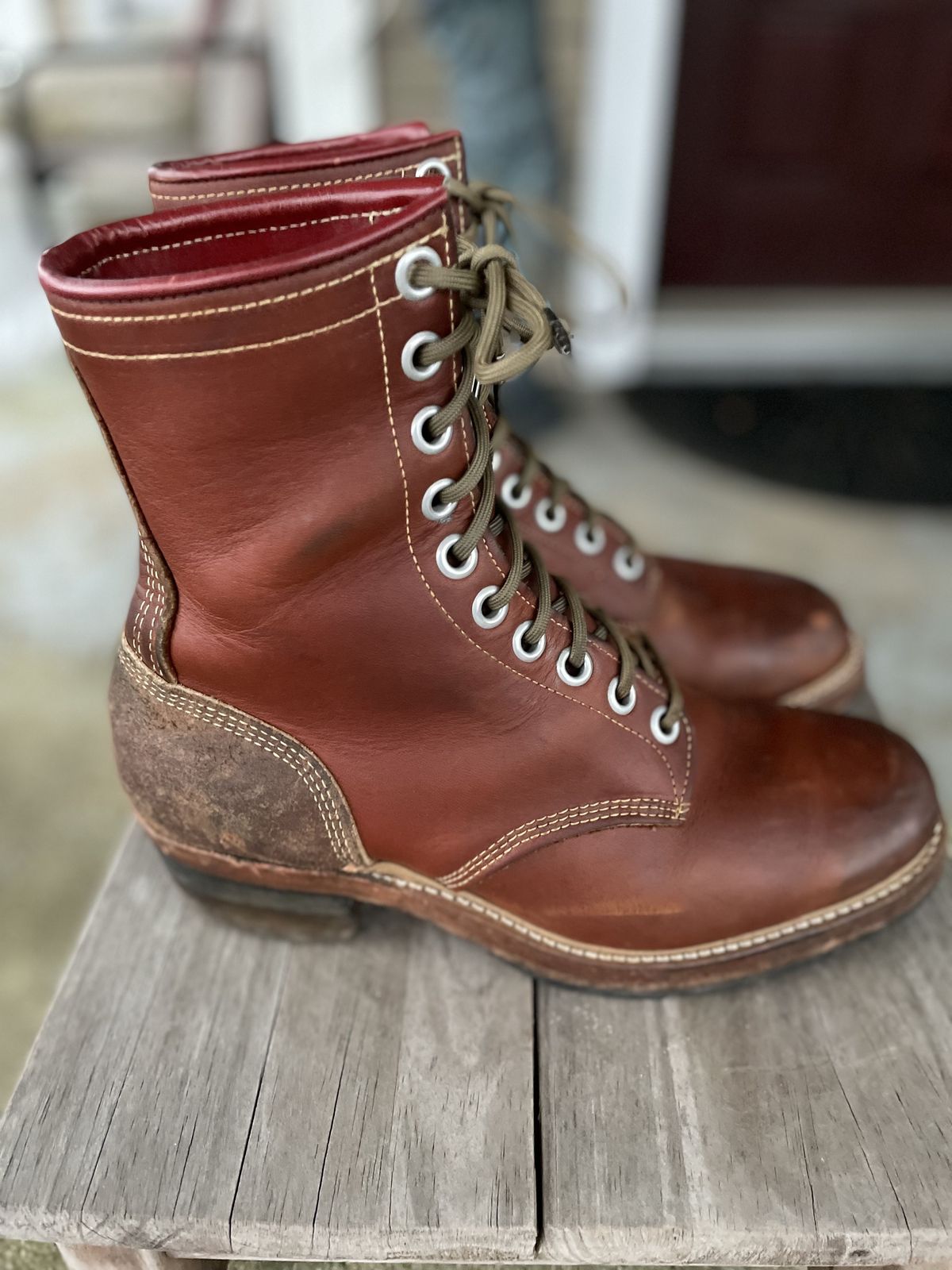 Photo by patinathunderdome on January 5, 2022 of the H.H. Brown 104x in Red Brown Pull Up.