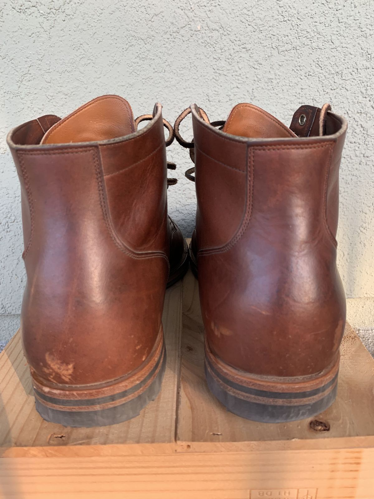 Photo by patinathunderdome on May 2, 2022 of the Viberg Service Boot in Horween Saddle Tan Chromepak.