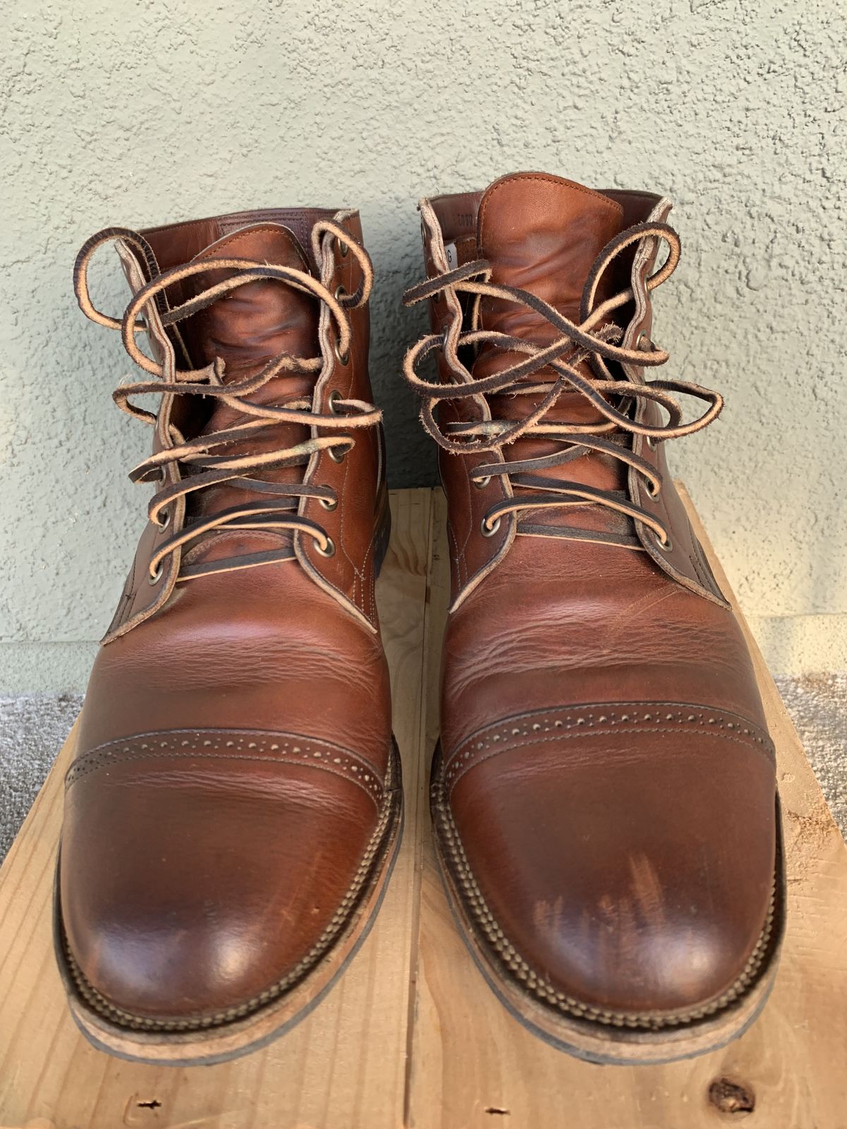 Photo by patinathunderdome on May 2, 2022 of the Viberg Service Boot in Horween Saddle Tan Chromepak.