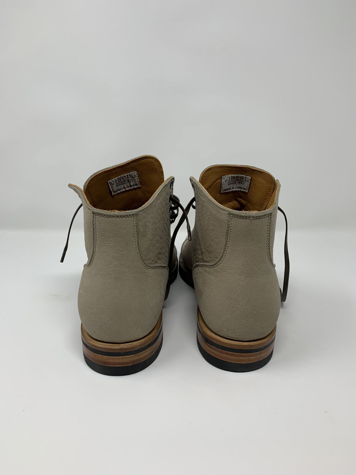Photo by patinathunderdome on September 30, 2021 of the Viberg Service Boot in C.F. Stead Nomad Bokhara Nubuck.