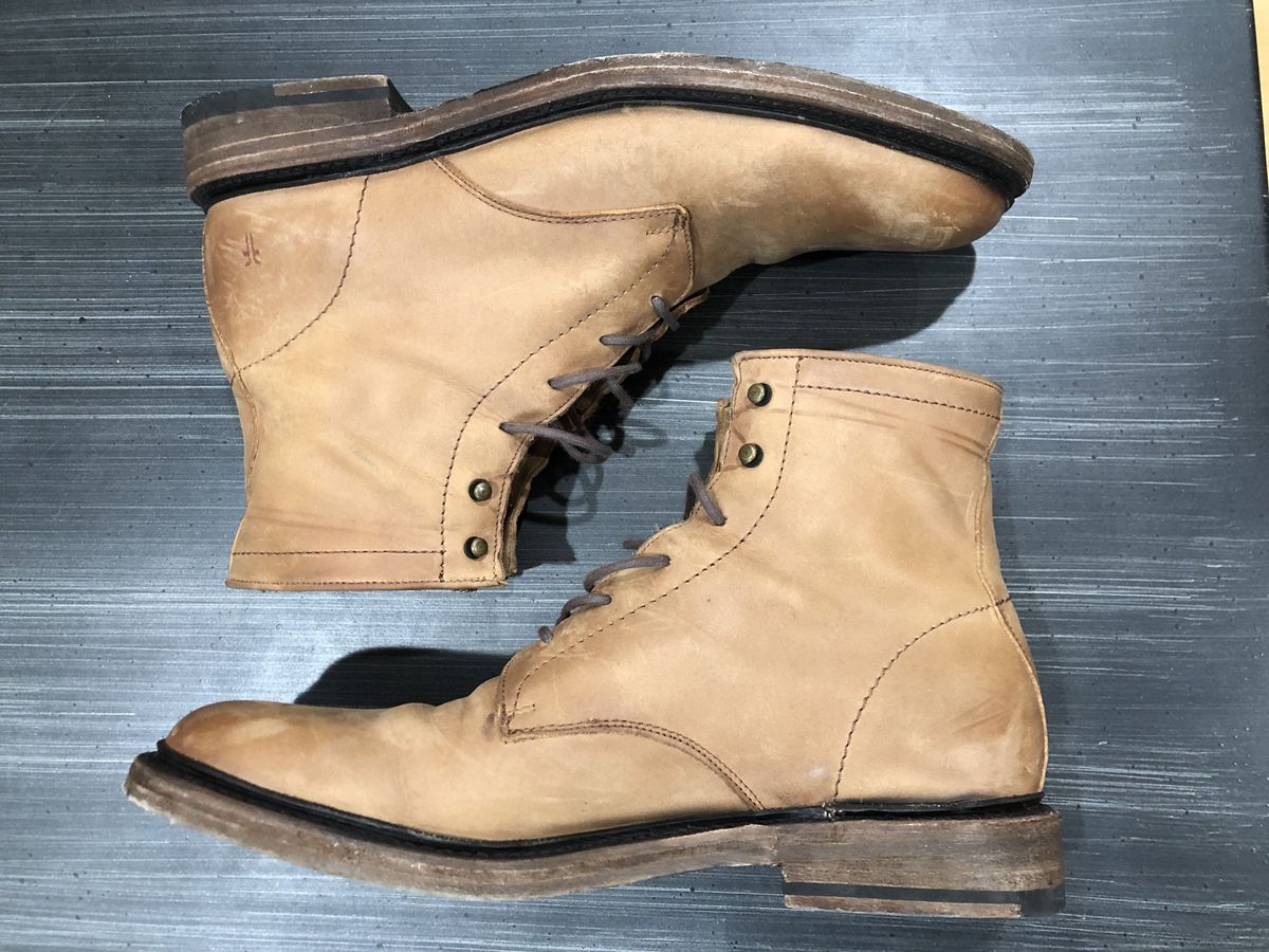 Photo by patinathunderdome on November 5, 2021 of the Frye James Lace-Up Boot in Tan Full Grain.