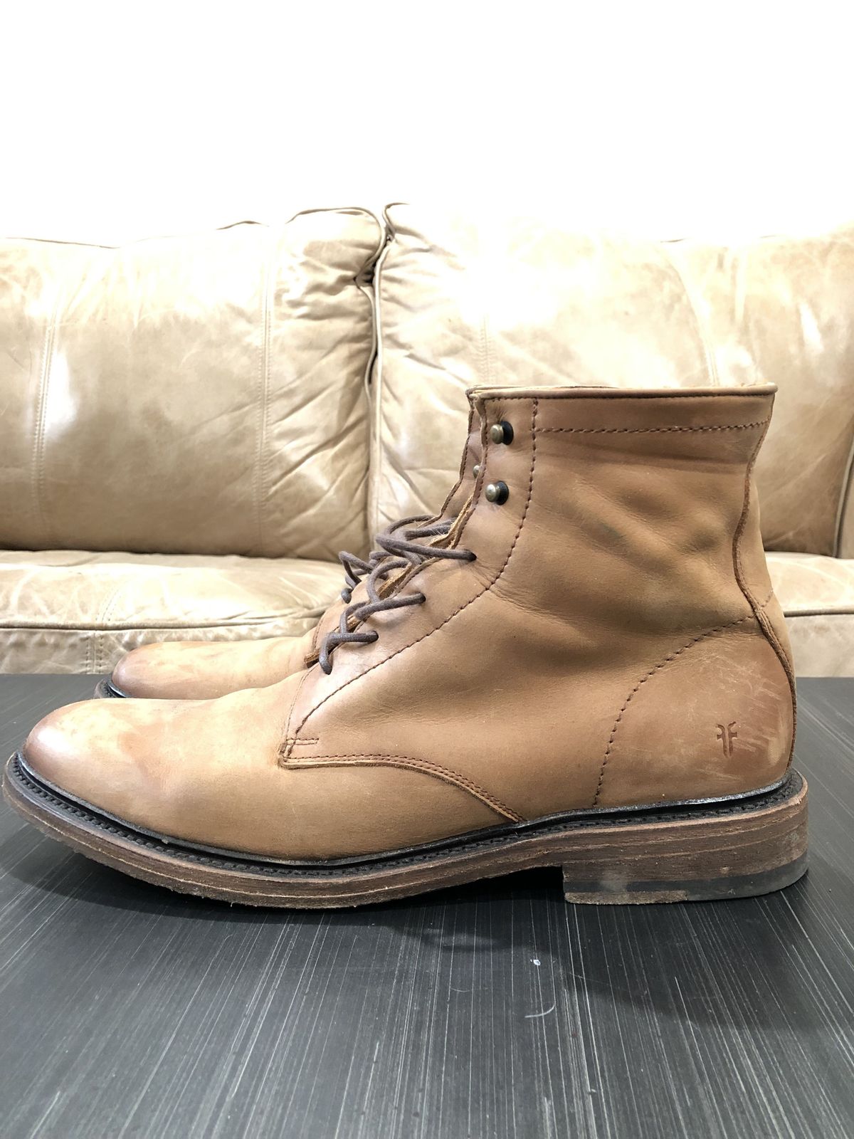Photo by patinathunderdome on December 5, 2021 of the Frye James Lace-Up Boot in Tan Full Grain.