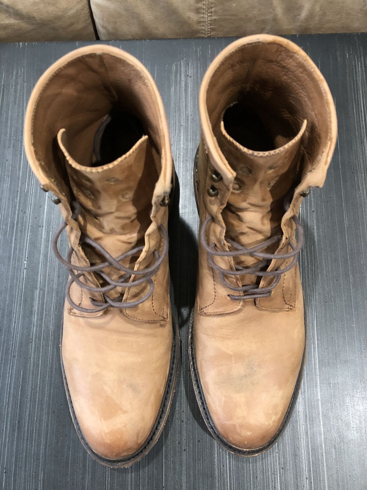 Photo by patinathunderdome on December 5, 2021 of the Frye James Lace-Up Boot in Tan Full Grain.