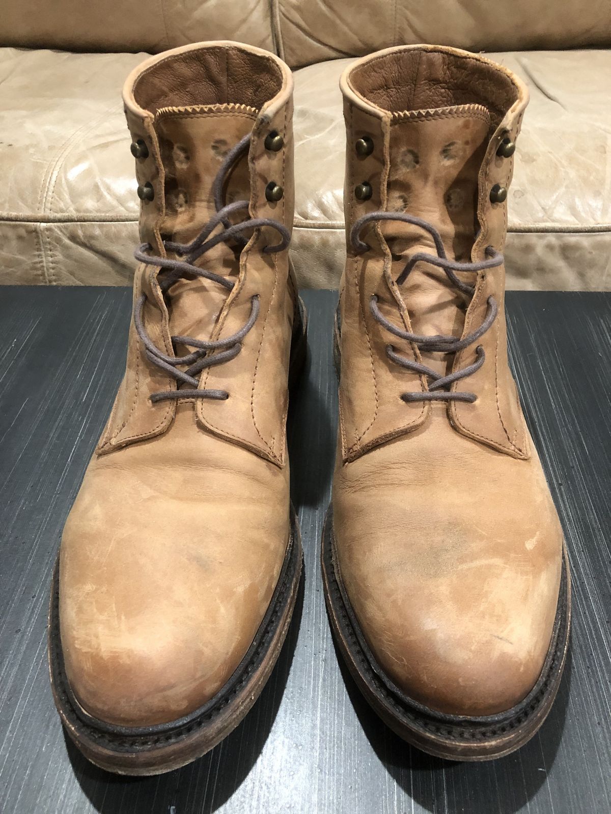 Photo by patinathunderdome on February 6, 2022 of the Frye James Lace-Up Boot in Tan Full Grain.
