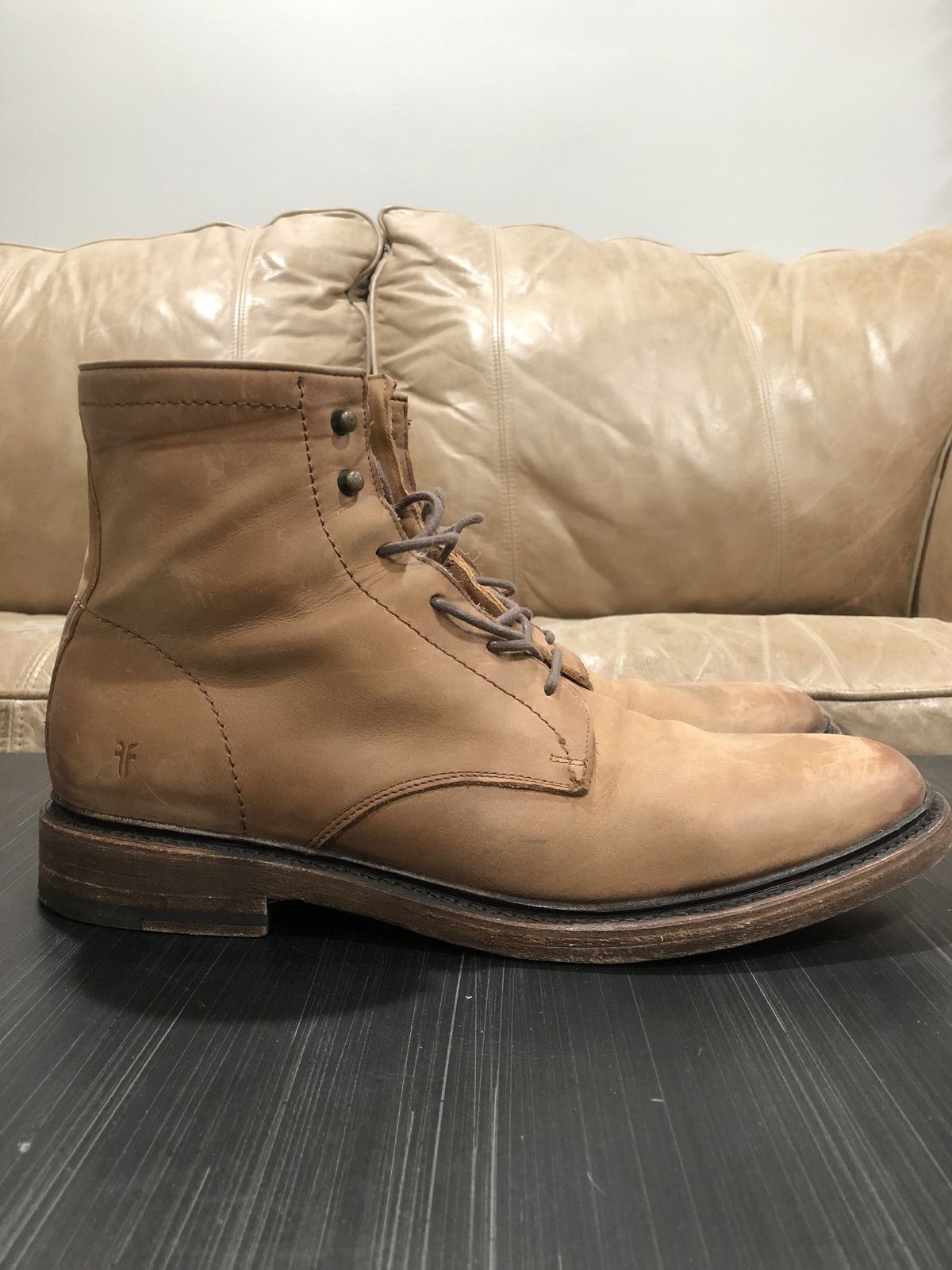 Photo by patinathunderdome on February 6, 2022 of the Frye James Lace-Up Boot in Tan Full Grain.