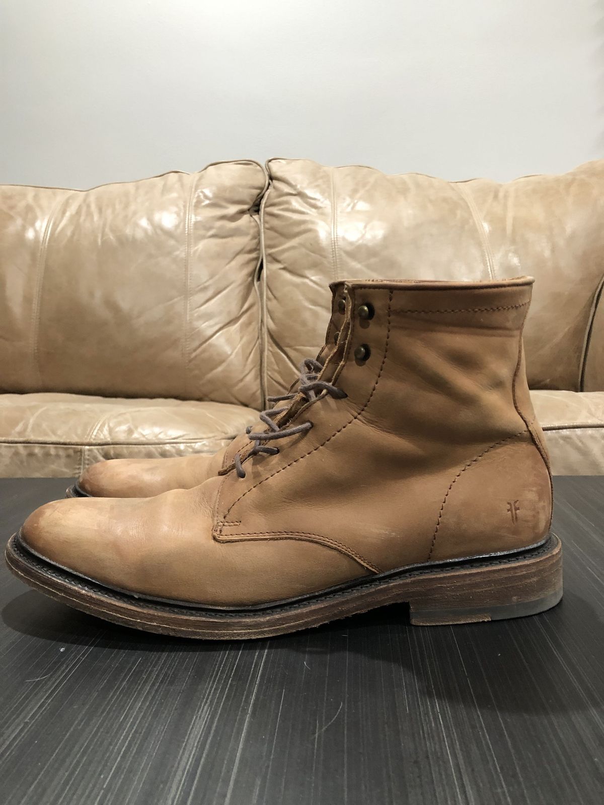 Photo by patinathunderdome on March 5, 2022 of the Frye James Lace-Up Boot in Tan Full Grain.