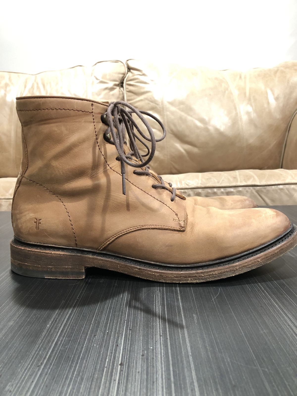 Photo by patinathunderdome on April 6, 2022 of the Frye James Lace-Up Boot in Tan Full Grain.