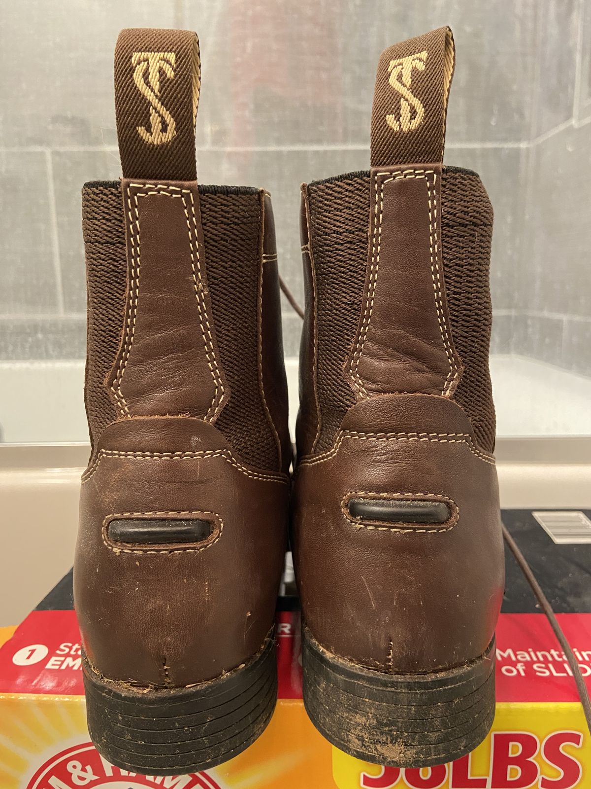 Photo by patinathunderdome on December 6, 2021 of the Tredstep Donatello Paddock Boots Front Lace in Brown Full Grain.