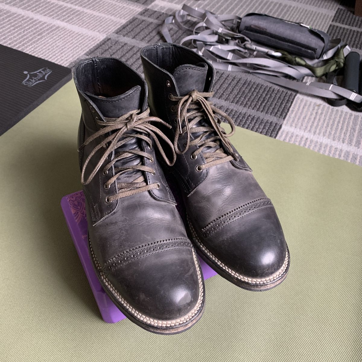 Photo by patinathunderdome on November 2, 2021 of the Viberg Service Boot in Maryam Noir Vitello Calf.