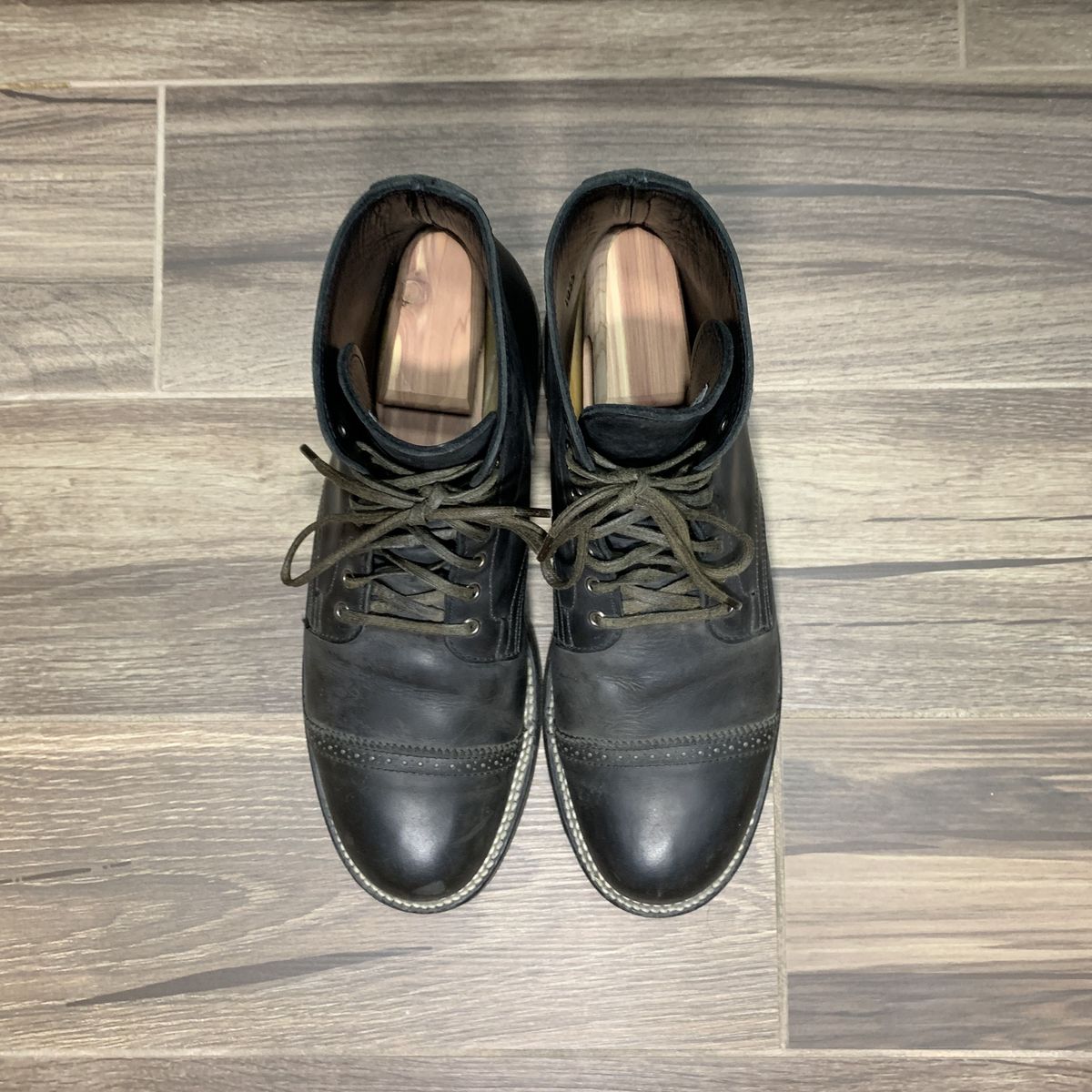 Photo by patinathunderdome on November 2, 2021 of the Viberg Service Boot in Maryam Noir Vitello Calf.
