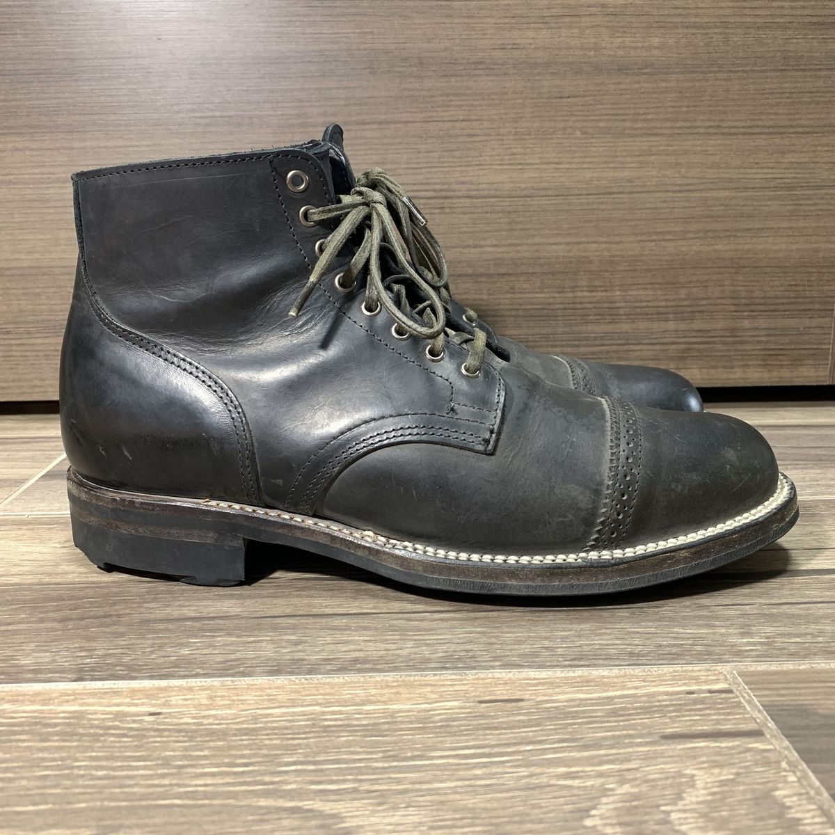 Photo by patinathunderdome on November 2, 2021 of the Viberg Service Boot in Maryam Noir Vitello Calf.