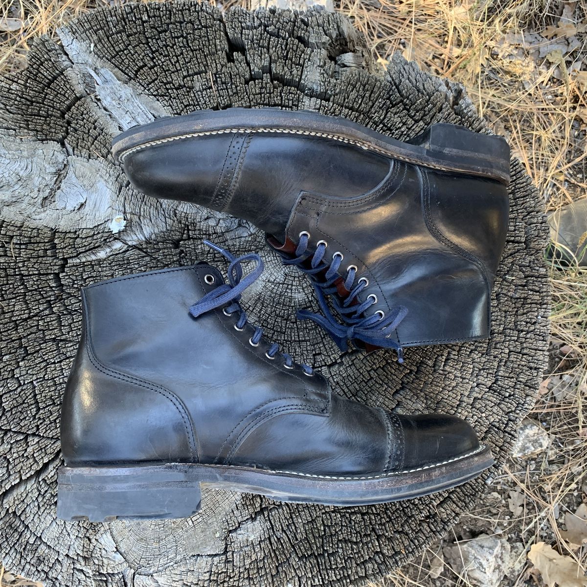 Photo by patinathunderdome on December 4, 2021 of the Viberg Service Boot in Maryam Noir Vitello Calf.