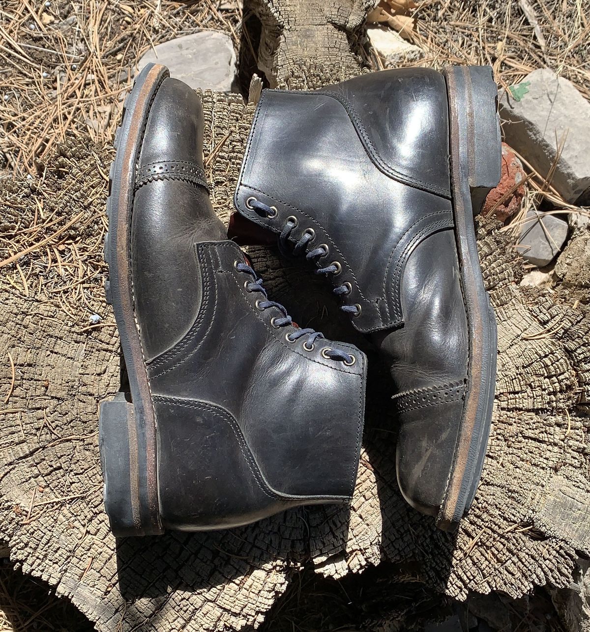 Photo by patinathunderdome on April 5, 2022 of the Viberg Service Boot in Maryam Noir Vitello Calf.