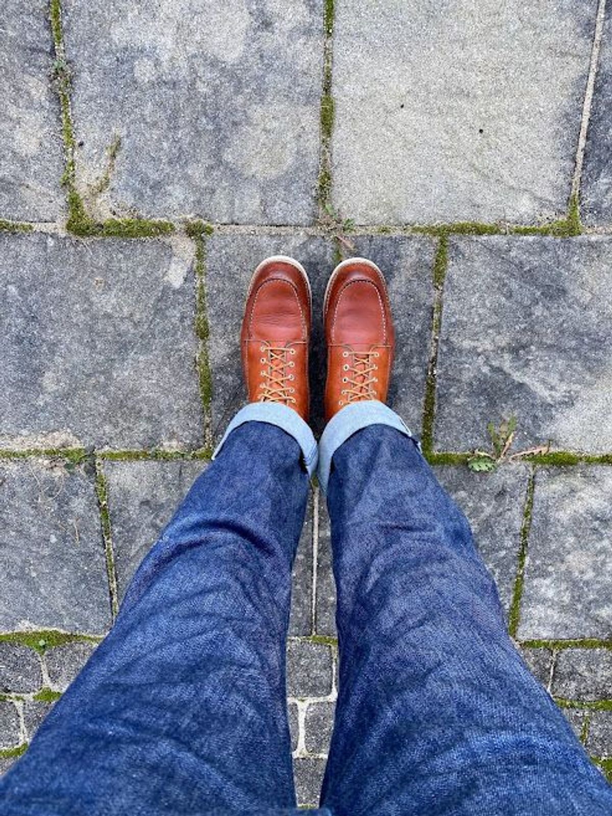Photo by patinathunderdome on December 4, 2021 of the Red Wing 8-Inch Classic Moc in S.B. Foot Oro-Iginal.