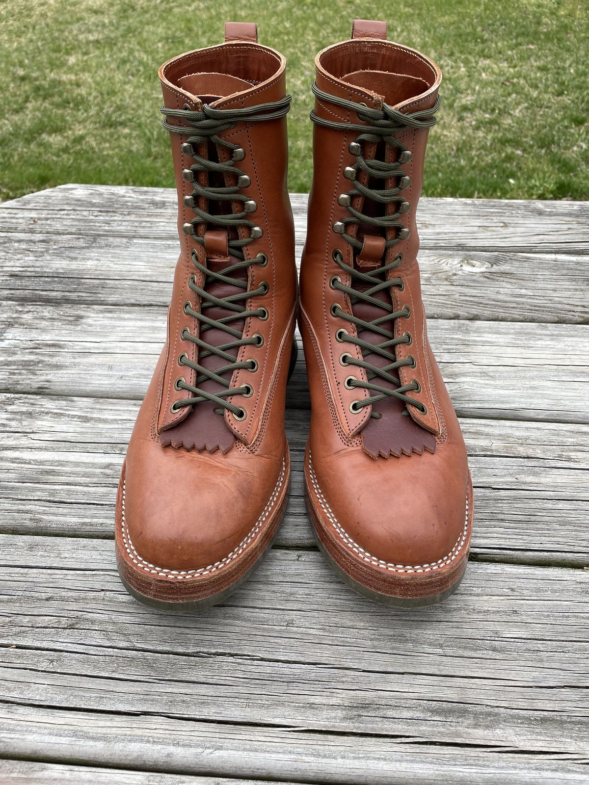 Photo by patinathunderdome on April 5, 2022 of the Jakkrabbits Ivories Boot in Indonesian Natural Veg Tan.