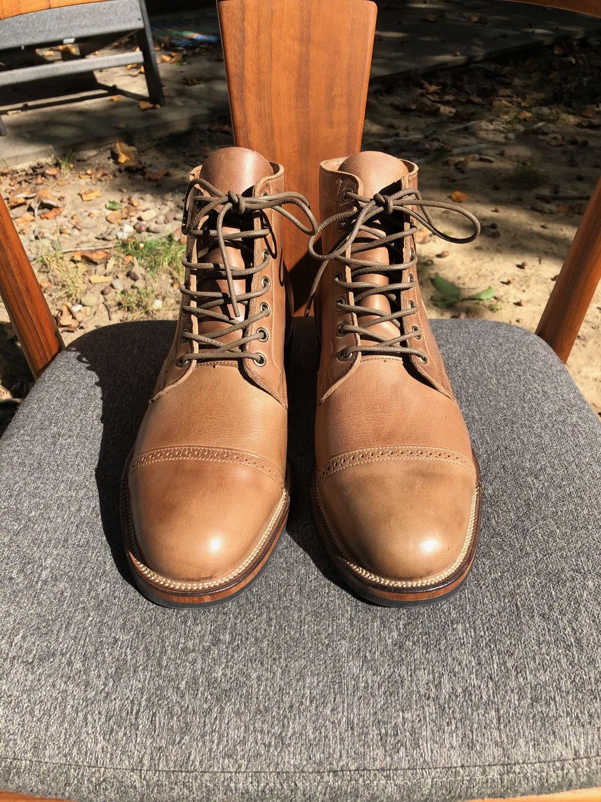 Photo by patinathunderdome on September 30, 2021 of the Viberg Service Boot in Horween Natural Chromexcel.