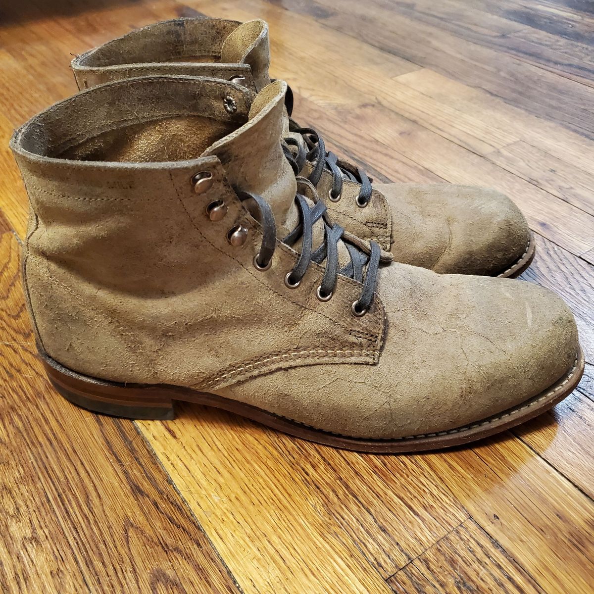Photo by patinathunderdome on November 6, 2021 of the Wolverine 1000 Mile Plain-Toe Boot in C.F. Stead Teak Waxy Mohawk.