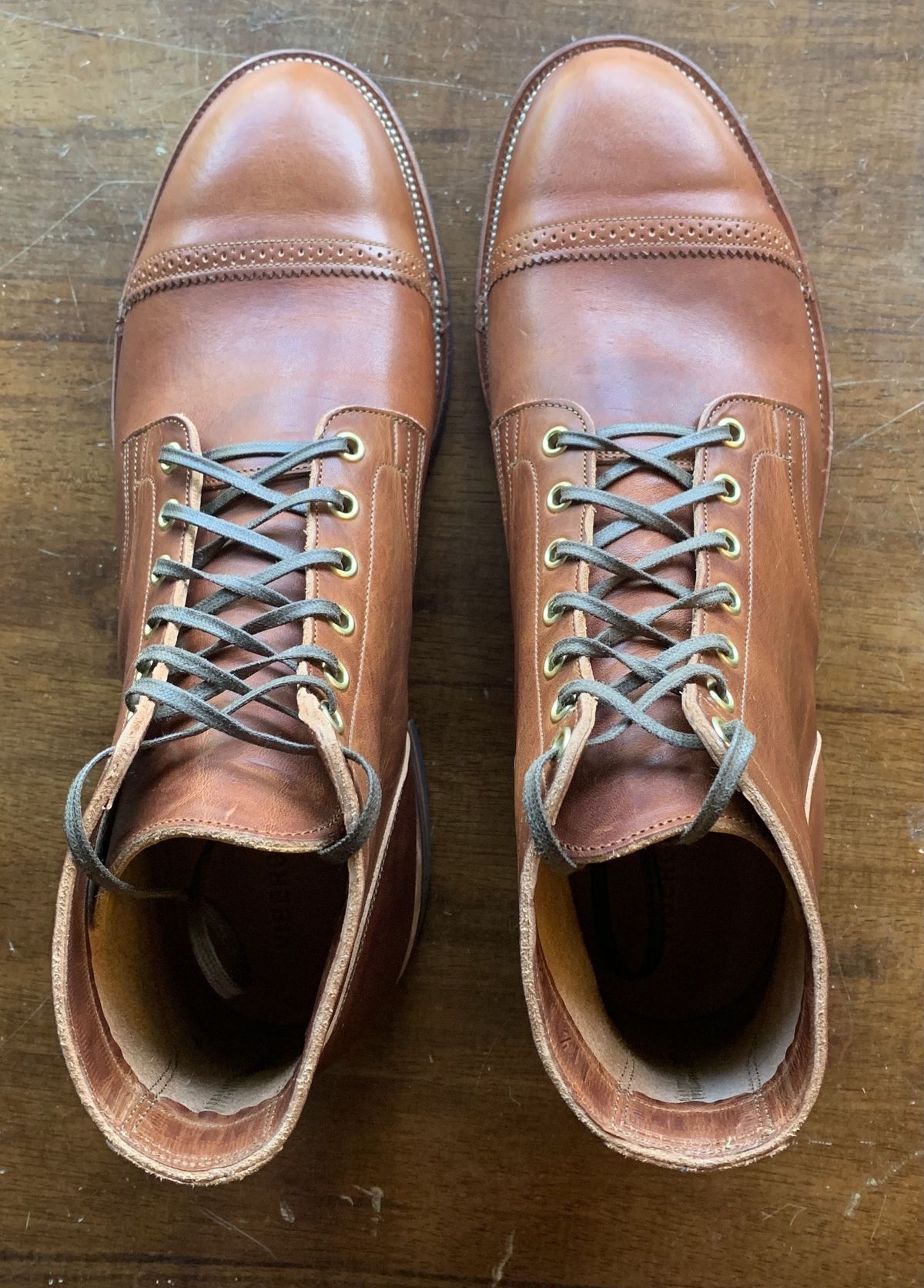 Photo by patinathunderdome on September 30, 2021 of the Viberg Service Boot in Horween Burned Oak Dublin.